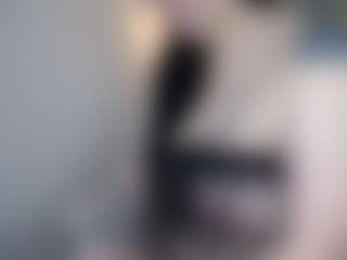 Salmamilf MILF webcam performer live streaming