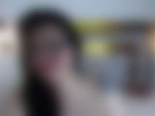 Salmamilf's Live Sex Cam Show