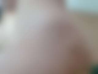 Salmamilf's Live Sex Cam Show