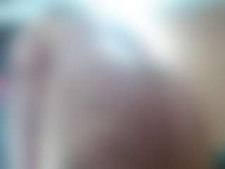 Salmamilf's Live Sex Cam Show