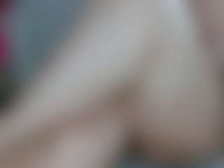 Live cam show with Salmamilf - Anal on eurowanks.com