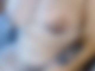 Salmamilf's Live Sex Cam Show