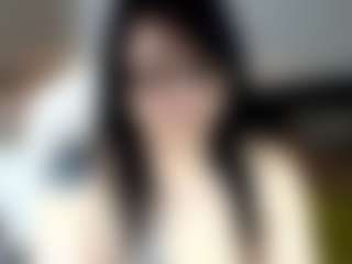 Salmamilf's Live Sex Cam Show