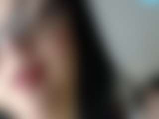 Salmamilf's Live Sex Cam Show