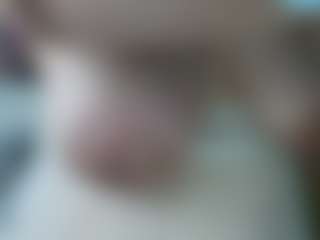 Salmamilf's Live Sex Cam Show