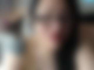 Salmamilf's Live Sex Cam Show