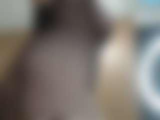 Salmamilf's Live Sex Cam Show