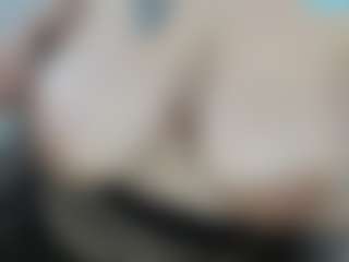 Salmamilf's Live Sex Cam Show