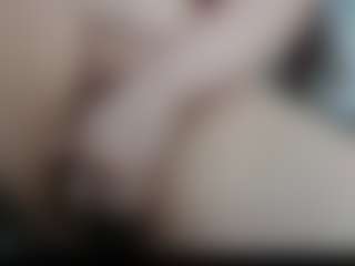Live cam show with Salmamilf - Big Ass on CamClone