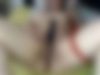 Live cam show with Salmamilf - White Mature on Strip Flash - Live Sex Shows | colombia