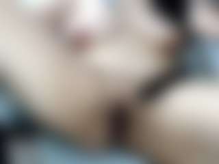 Salmamilf's Live Sex Cam Show