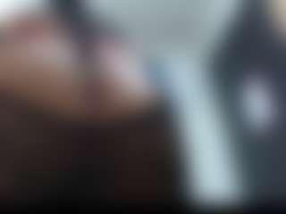 Salmamilf's Live Sex Cam Show