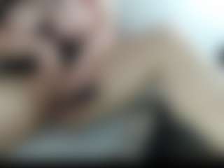 Salmamilf's Live Sex Cam Show