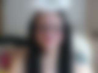 Live cam show with Salmamilf - Big Ass MILF on CamClone