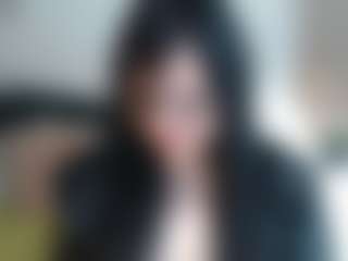 Live cam show with Salmamilf - Glasses on CamSextacy