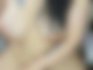 Salmamilf's Live Sex Cam Show