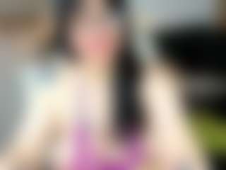 Salmamilf's Live Sex Cam Show