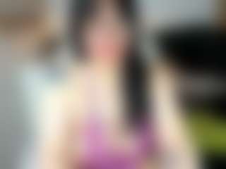 Salmamilf's Live Sex Cam Show