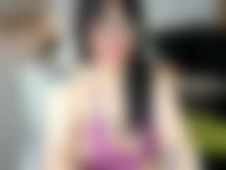 Salmamilf's Live Sex Cam Show