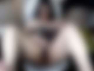 Salmamilf's Live Sex Cam Show