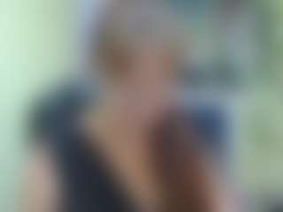 Live cam show with VanessaHotts - College Mature on Dolls Live