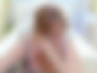 Live cam show with VanessaHotts - Lesbian on Dare Cams