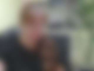 Live cam show with VanessaHotts - Living Room on crypto-cams
