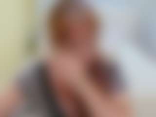 Live cam show with VanessaHotts - Butt Plug on Milfs Live