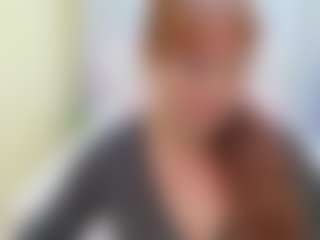 Live cam show with VanessaHotts - Athletic Middle Aged on Dare Cams