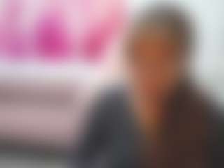 VanessaHotts MILF webcam performer live streaming