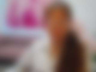 Live cam show with VanessaHotts - Living Room on Cam Slut