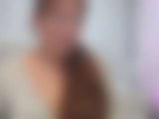 Live cam show with VanessaHotts - Athletic Middle Aged on Camsoda