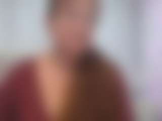 Live cam show with VanessaHotts - Petite MILF on Gym Cam Girls