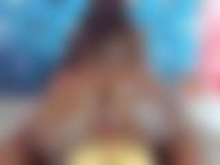Live cam show with alicebennet - Cock Rating on AdultVida.com