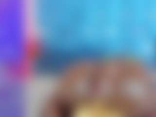 Live cam show with alicebennet - Athletic Ebony on Chatstar