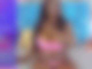 Live cam show with alicebennet - Public Ebony on Camversity
