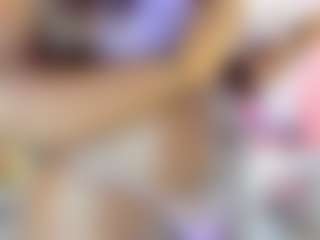 Live cam show with alicebennet - Double Penetration on Camming Site
