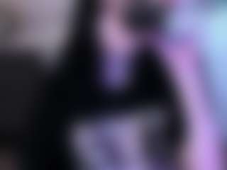 Live cam show with Lina - Smoking on madthumbs