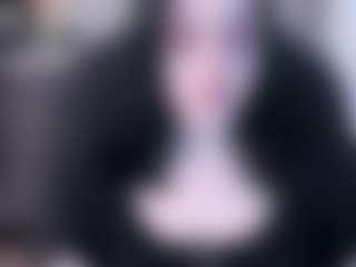 Live cam show with Lina - Facial Piercings on Strip Flash - Live Sex Shows