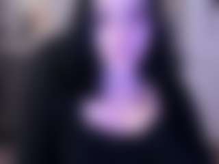 Lina's Live Sex Cam Show