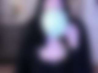 Lina's Live Sex Cam Show