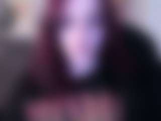 Live cam show with Lina - Flashing on livesuperchat.net