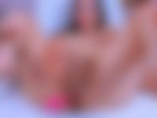 Fly-Kitty's Live Sex Cam Show
