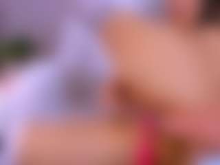 Live cam show with Fly-Kitty - Sexwebcam MILF on Milfs Live