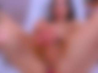 Live cam show with Fly-Kitty - Bedroom on friskycurves.com