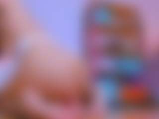 Live cam show with Fly-Kitty - Squirt on Camsoda