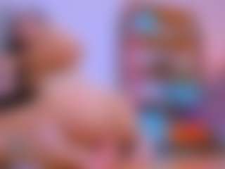 Fly-Kitty's Live Sex Cam Show