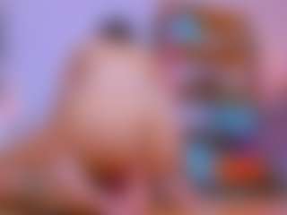 Fly-Kitty's Live Sex Cam Show
