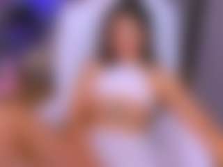 Fly-Kitty's Live Sex Cam Show