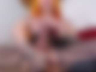 venuswhit's Live Sex Cam Show